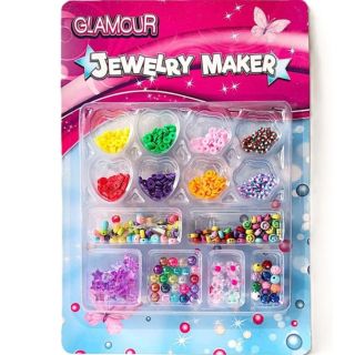 Navlékací korálky v krabičce (dva druhy) jsou kreativní sada, která umožní dětem vyrábět vlastní originální šperky a...