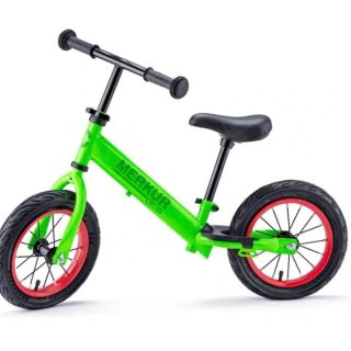 🟢 Odrážedlo Merkur Cross – zelené, kovové, s bantamy 🚴 Popis produktu Kovové odrážedlo Merkur Cross v zelené barvě je...